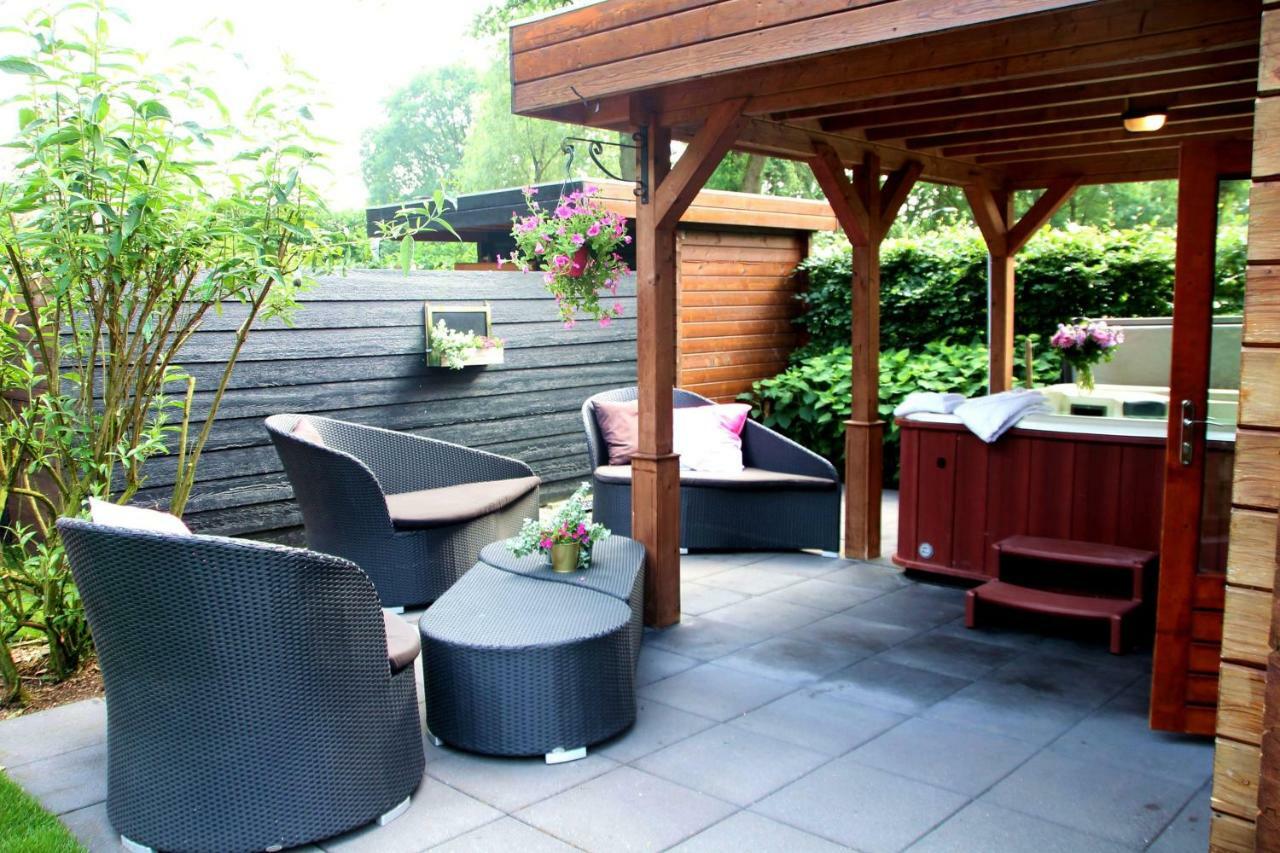 De Eikensingel Hotel Uddel Exterior photo